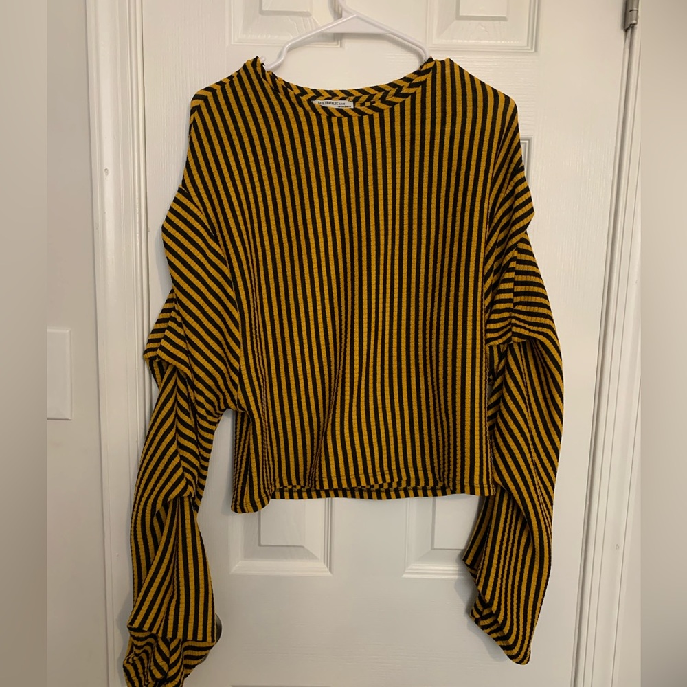 Cute Zara Top!